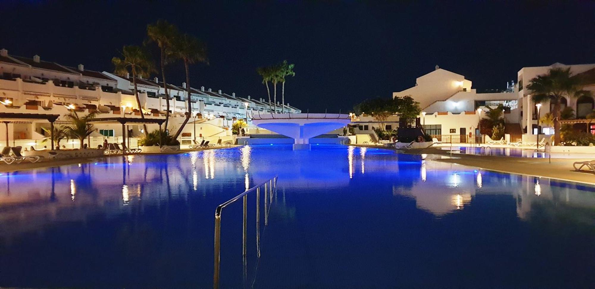 Tenerife With Impressive Pool 315 Costa Del Silencio