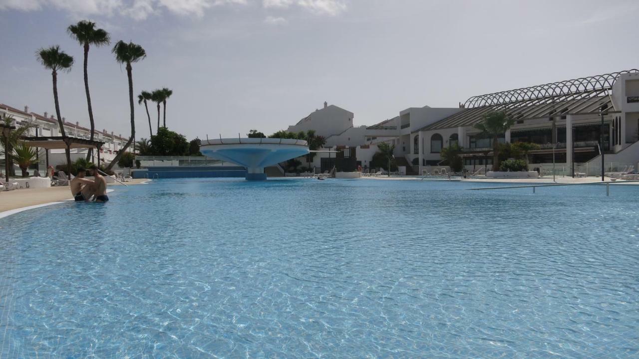 Tenerife With Impressive Pool 315 Apartment